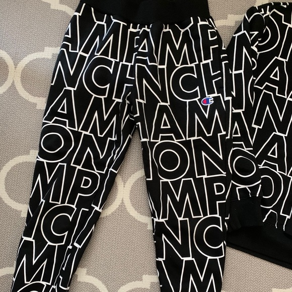 Champion Kids Sweatsuit Set - Picture 2 of 3